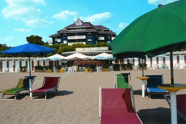 Apartment Blu Residence Lignano Sabbiadoro Buitenkant foto